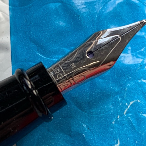 Aurora Ipsilon Sterling Silver Gountain Pen -IB02844 Mase in Italy - Picture 13 of 14